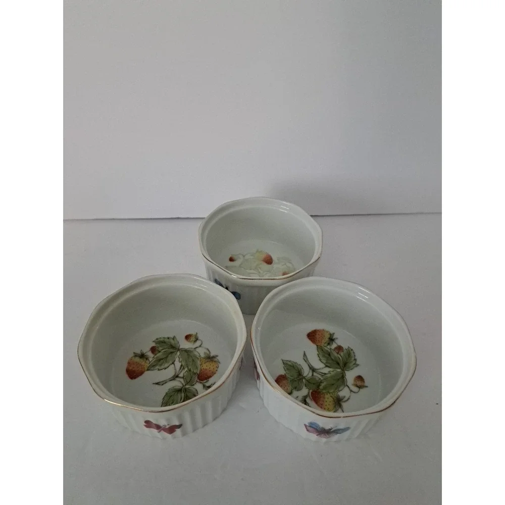 3 Royal Crown Japan SPRING TIME Ramekins Butterfly Strawberry 6512 Oven To Table